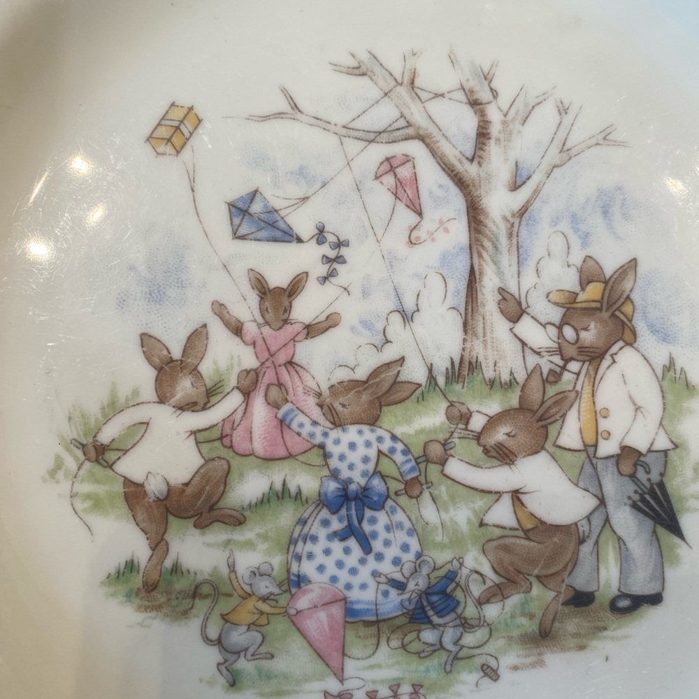 Vintage Royal Doulton Bunnykins Flying Kites plate